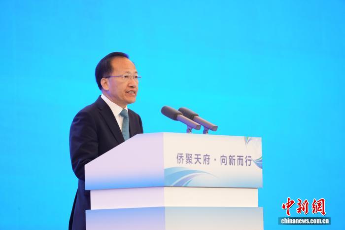 美国美东华人社团联合总会主席梁冠军：以侨资侨智赋能四川高质量发展