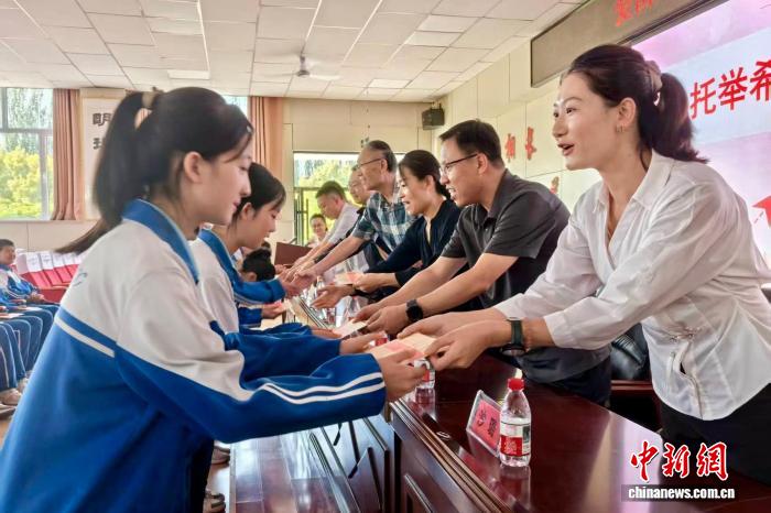 宁夏侨联打造“侨育宁才”品牌 赋能教育助力人才成长