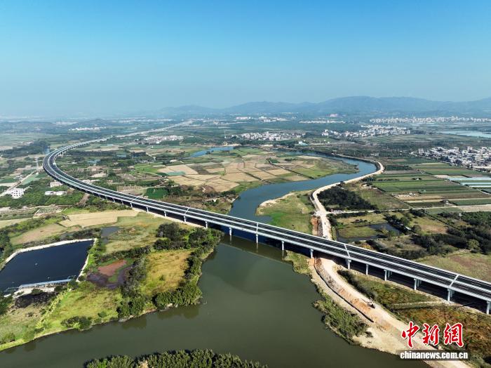 粤东发展再添“快车道” 揭普惠高速南延线项目正式通车