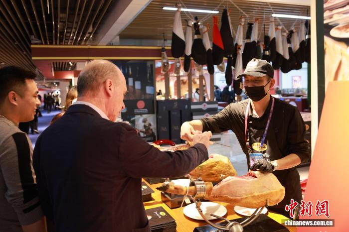 青田第七届侨博会开幕 探寻进出口贸易新机遇