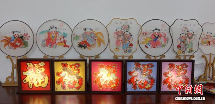 （新春见闻）谐音藏福 天津杨柳青年画喜庆“添金”