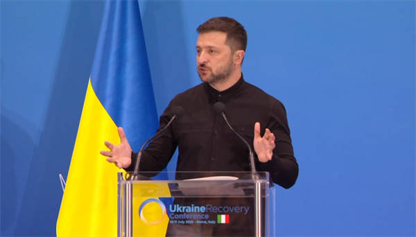 泽连斯基：暂不举行俄乌谈判考虑将乌防长调任驻美大使