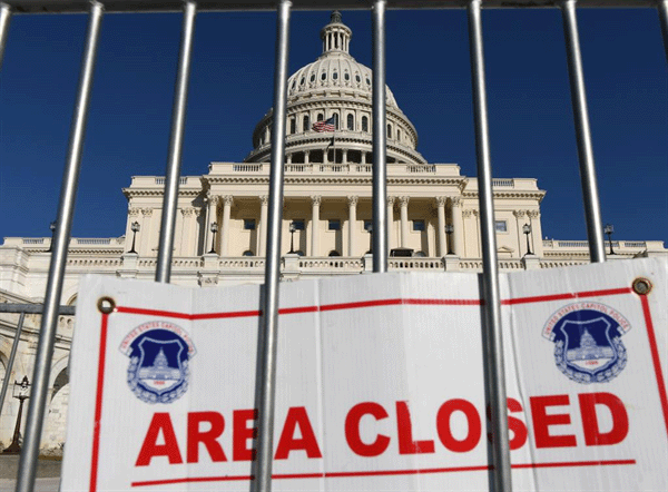 海外网评：75万雇员“被迫休假”，美国“停摆”代价大