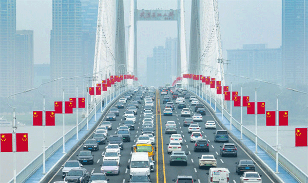 海外网评：外媒聚焦，“十五五”彰显规划远见