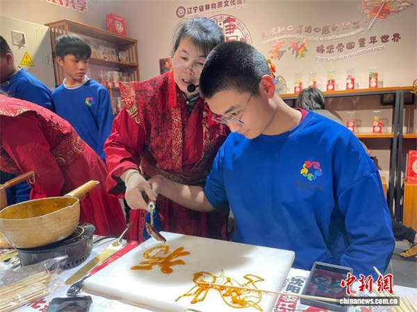 海外华裔青少年辽宁“寻根”