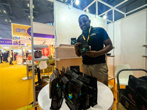 多国驻华大使：“希望中国经济能够保持高速增长”