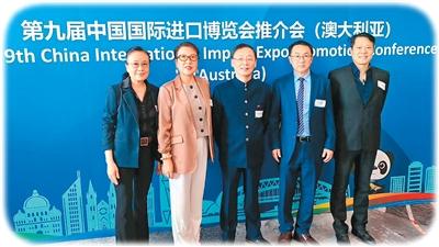 为中外合作交流多铺路多架桥