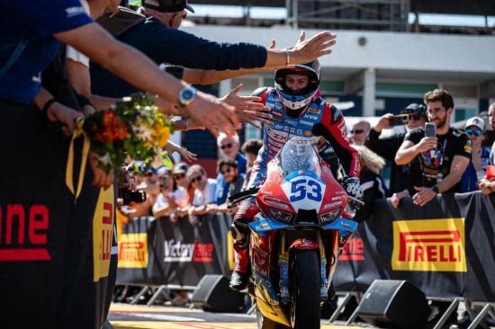 张雪机车，卖爆了？