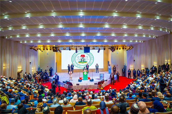 中尼承建尼日利亚国家税务总局总部大楼正式启用