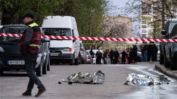 基辅枪击案致6人死亡，嫌疑人曾称：希特勒杀的犹太人还不够多