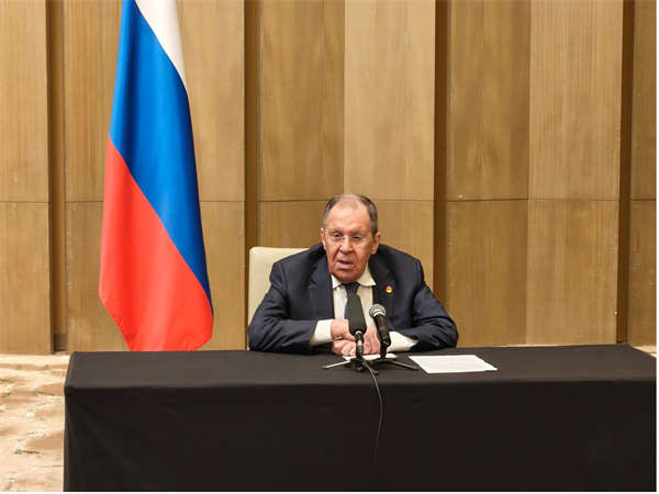 俄罗斯外长拉夫罗夫：与中国一道坚定捍卫《联合国宪章》